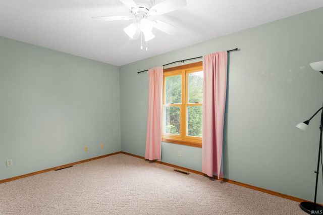 54960 E Sunray Drive, Osceola, IN 46561