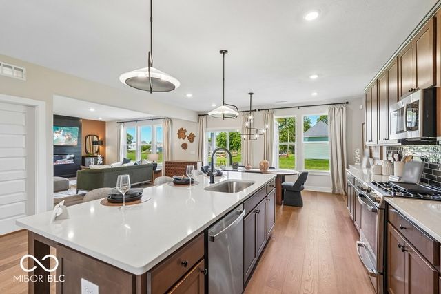 12183 Olivine Avenue, Indianapolis, IN 46229
