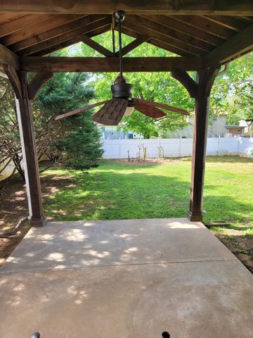 1313 Lady Ct, Nashville, TN 37214