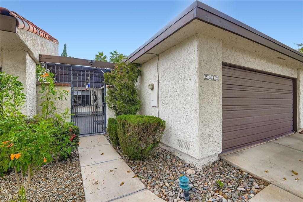 2543 Laconia Avenue, Las Vegas, NV 89121 — exterior