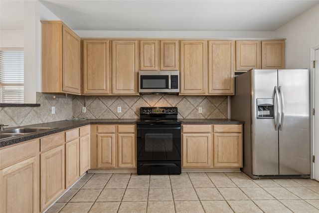 6508 Courtyards Drive, Mckinney, TX 75072