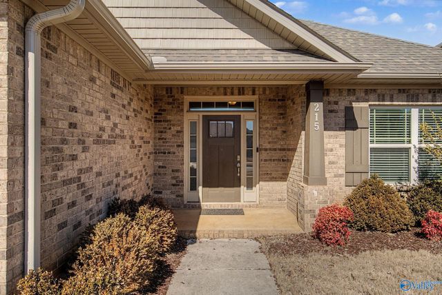 215 Iron Circle, Meridianville, AL 35759