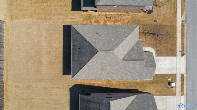 215 Iron Circle, Meridianville, AL 35759