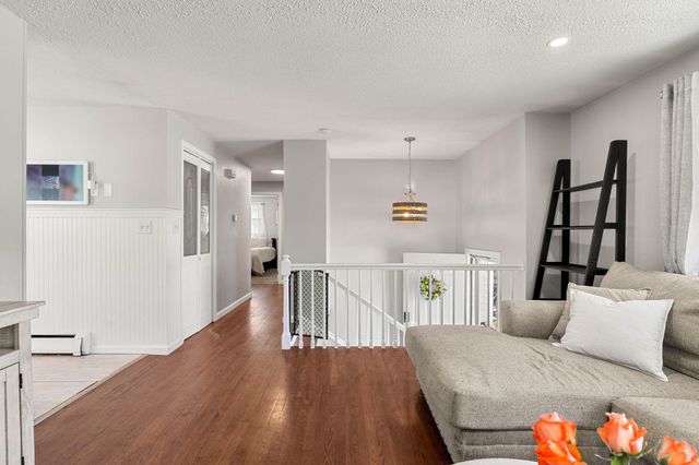 15 Bradford Drive, Merrimack, NH 03054