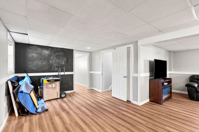 15 Bradford Drive, Merrimack, NH 03054