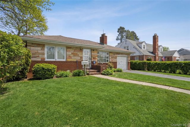 311 Cedar Street, South Hempstead, NY 11550