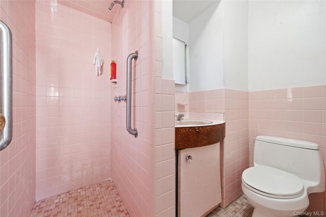 311 Cedar Street, South Hempstead, NY 11550