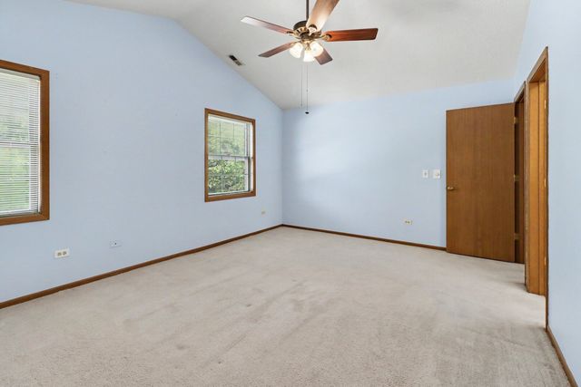430 Elizabeth Drive 2C, Wood Dale, IL 60191