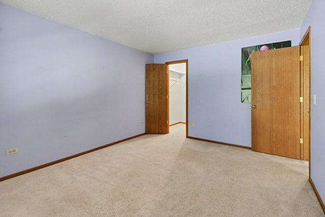 430 Elizabeth Drive 2C, Wood Dale, IL 60191