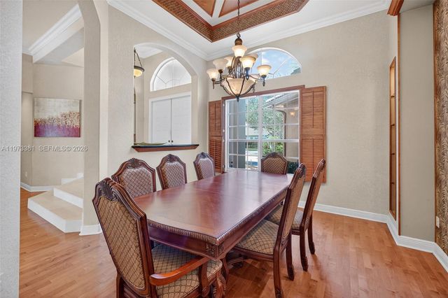 3792 Churchill Downs Dr, Davie, FL 33328