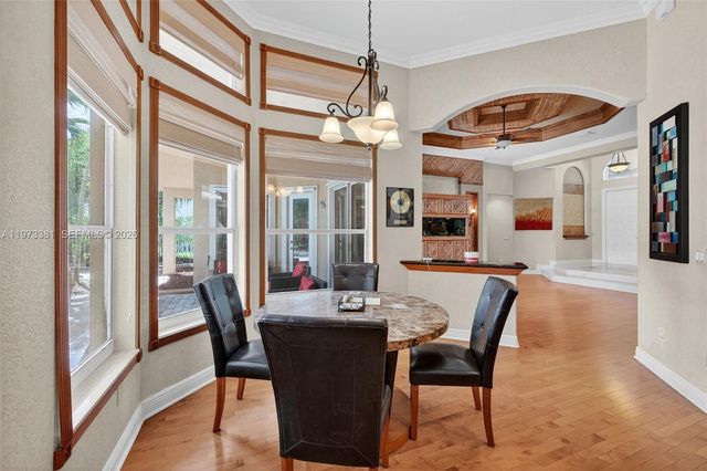 3792 Churchill Downs Dr, Davie, FL 33328