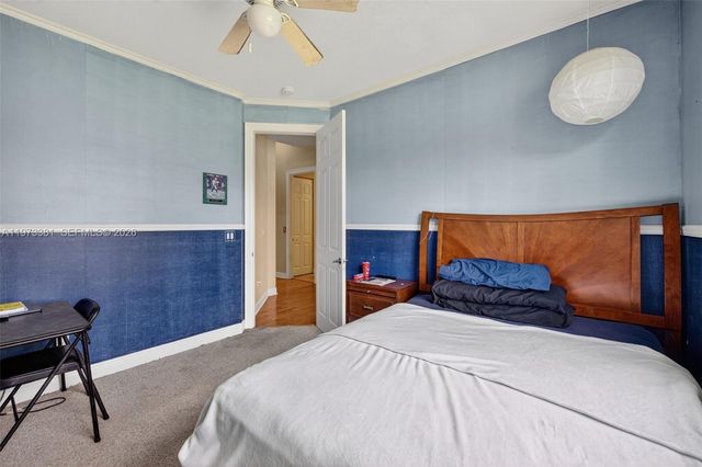 3792 Churchill Downs Dr, Davie, FL 33328