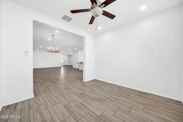 14384 W HEARN Road, Surprise, AZ 85379