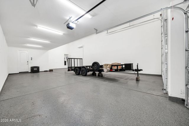 14384 W HEARN Road, Surprise, AZ 85379