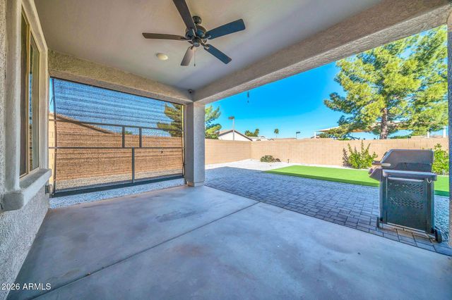14384 W HEARN Road, Surprise, AZ 85379