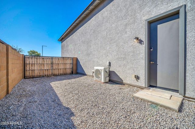 14384 W HEARN Road, Surprise, AZ 85379