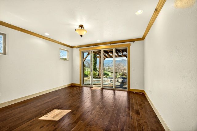 988 Dead Indian Memorial Road, Ashland, OR 97520