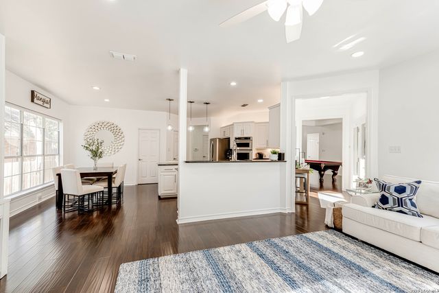 17410 SHADY CANYON DR, San Antonio, TX 78248