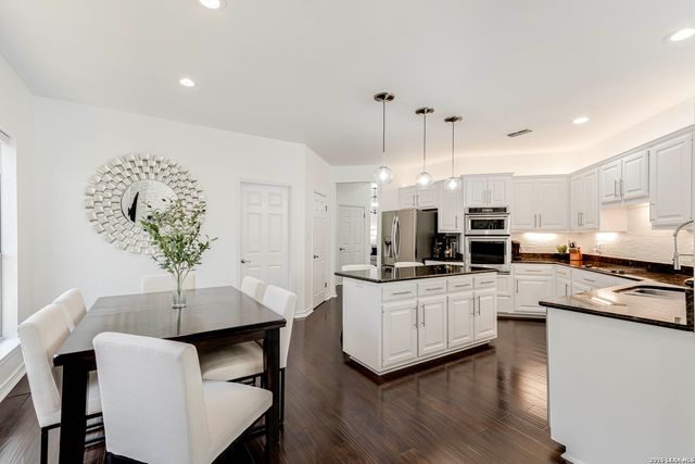 17410 SHADY CANYON DR, San Antonio, TX 78248