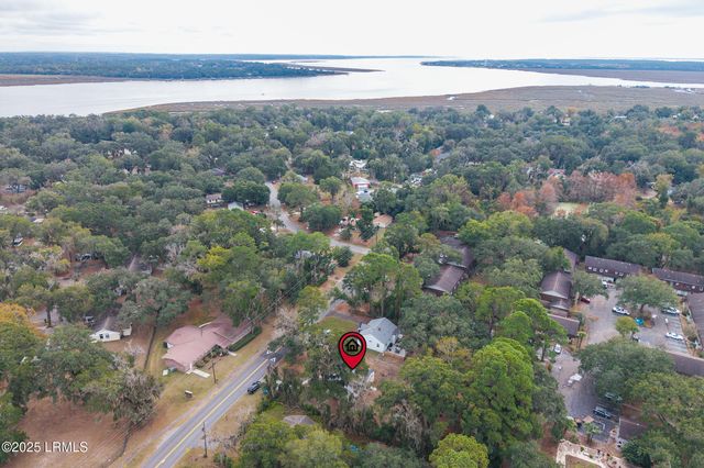 1905 Old Shell Road, Port Royal, SC 29935
