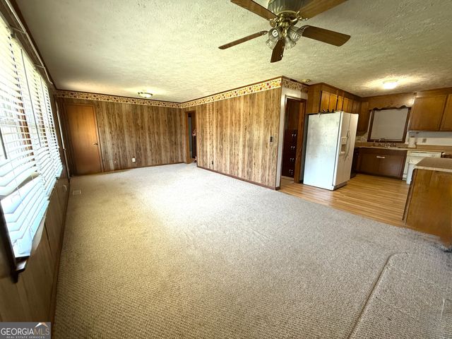 140 Rene Lane, Cochran, GA 31014