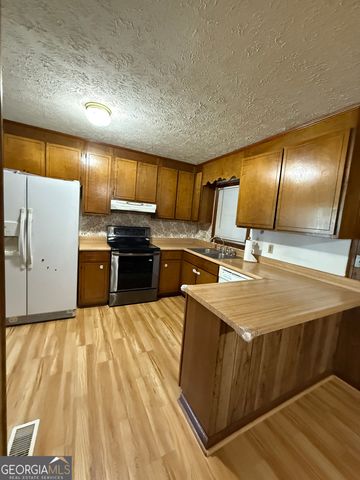 140 Rene Lane, Cochran, GA 31014