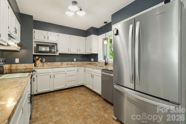 40 Harold Sluder Road, Alexander, NC 28701