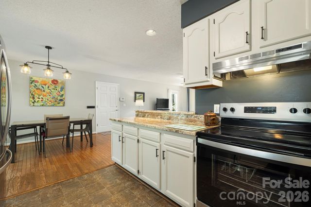 40 Harold Sluder Road, Alexander, NC 28701