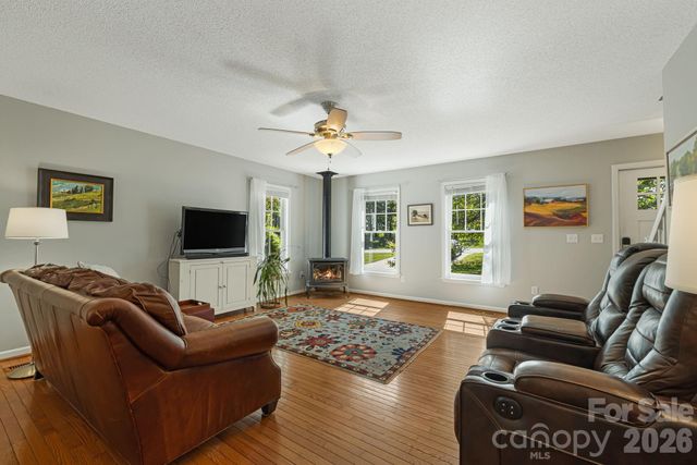 40 Harold Sluder Road, Alexander, NC 28701