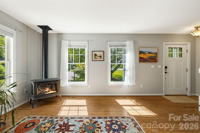 40 Harold Sluder Road, Alexander, NC 28701