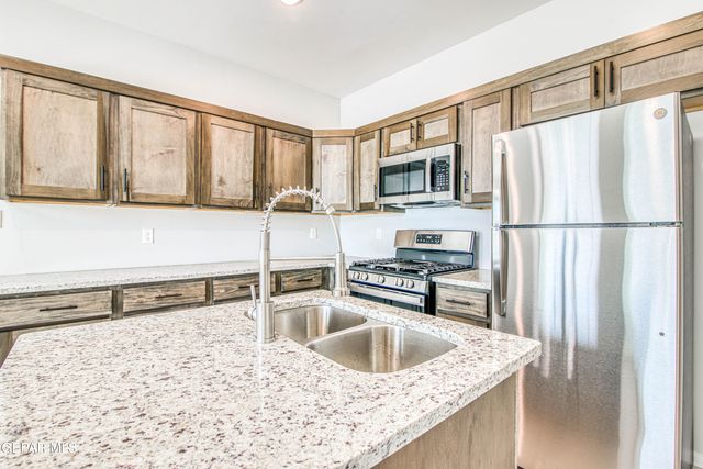 12879 BRET HARTE Drive, El Paso, TX 79928