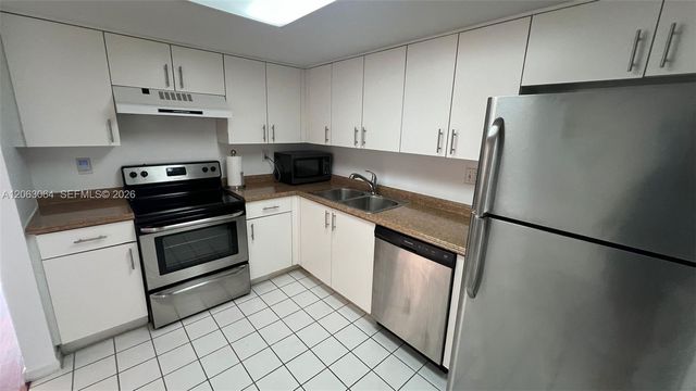 3300 NE 192nd St 803, Aventura, FL 33180