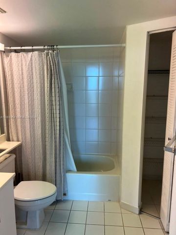 3300 NE 192nd St 803, Aventura, FL 33180