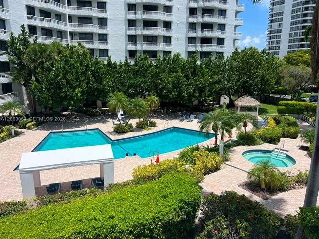 3300 NE 192nd St 803, Aventura, FL 33180
