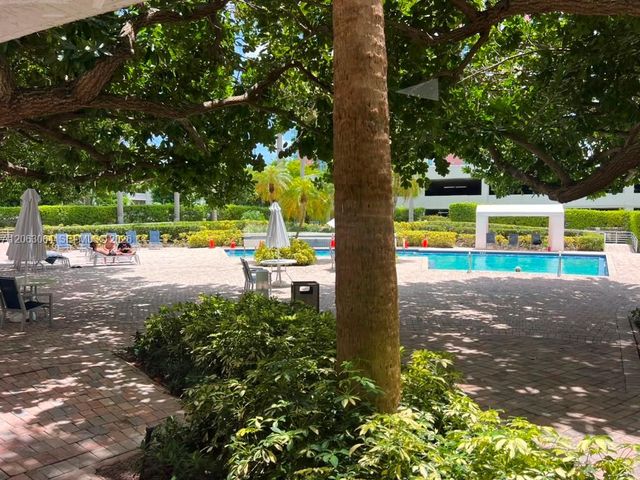 3300 NE 192nd St 803, Aventura, FL 33180