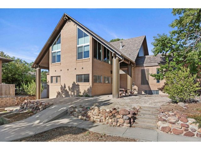 1415 Bradley Dr, Boulder, CO 80305