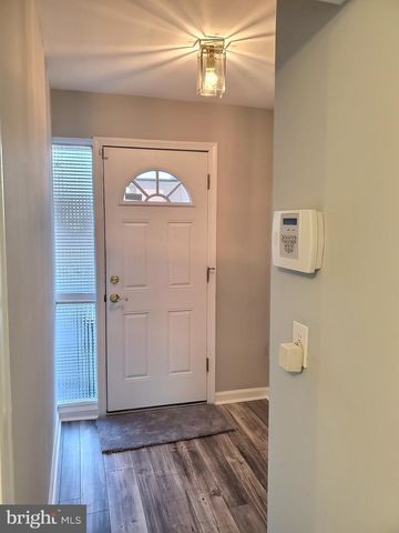 3004 SAINT CLAIR DR, Temple Hills, MD 20748