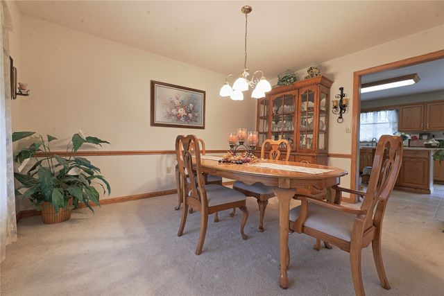 643 PROVIDENCE Way, Erie, PA 16509