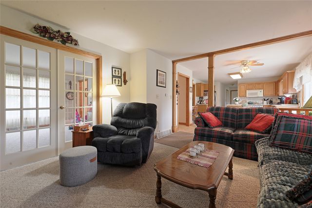 643 PROVIDENCE Way, Erie, PA 16509