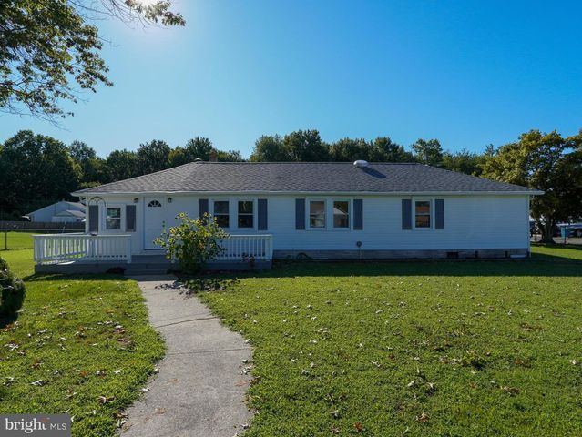 64 DARTMOUTH RD, Pennsville, NJ 08070
