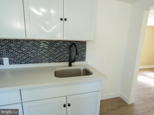 64 DARTMOUTH RD, Pennsville, NJ 08070