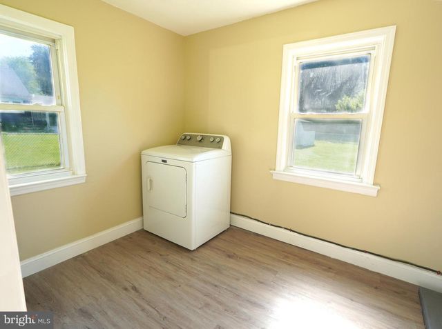 64 DARTMOUTH RD, Pennsville, NJ 08070