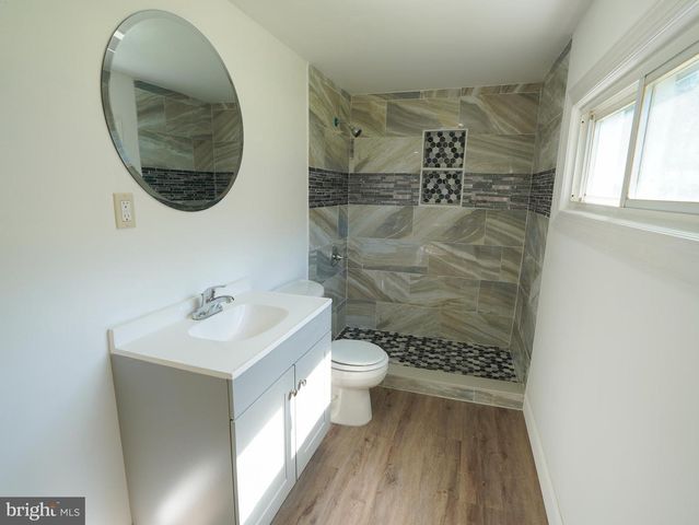 64 DARTMOUTH RD, Pennsville, NJ 08070