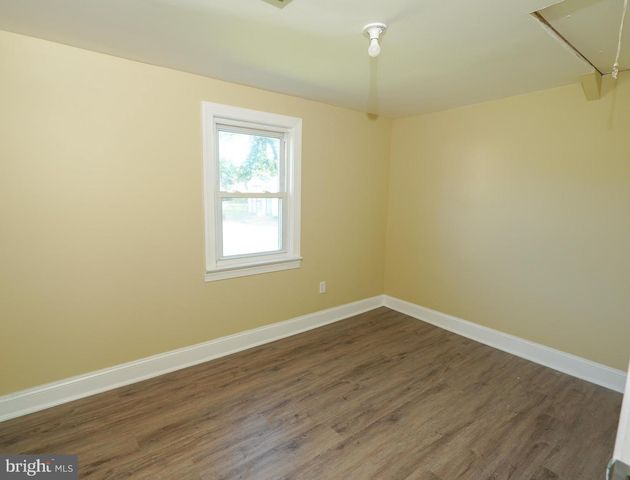 64 DARTMOUTH RD, Pennsville, NJ 08070