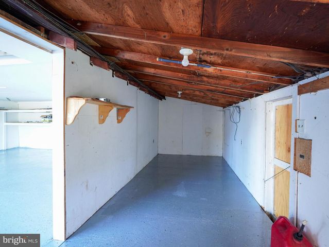 64 DARTMOUTH RD, Pennsville, NJ 08070