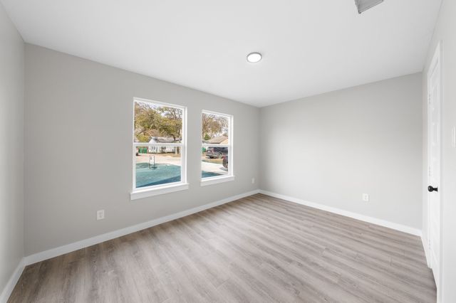 218 Chandler Street, Wilmer, TX 75172