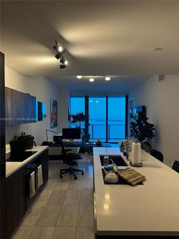 480 NE 31st St 4102, Miami, FL 33137