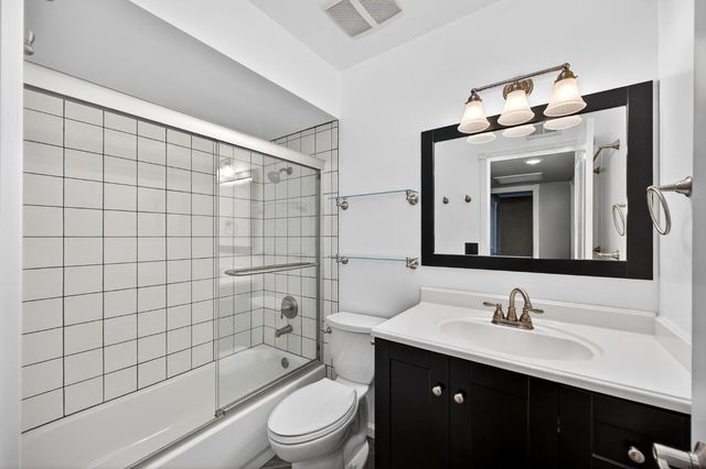 2307 E 8th St, Davis, CA 95618