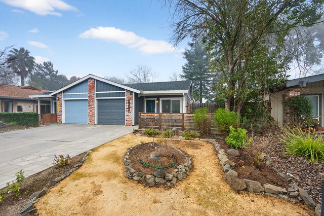 2307 E 8th St, Davis, CA 95618