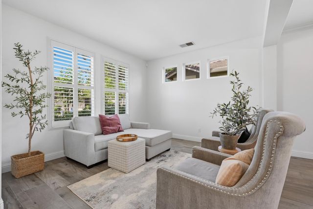 1529 Thurman Way, Folsom, CA 95630